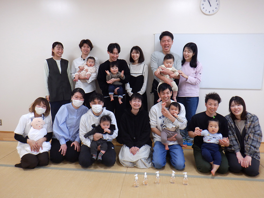 ベビーマッサージ